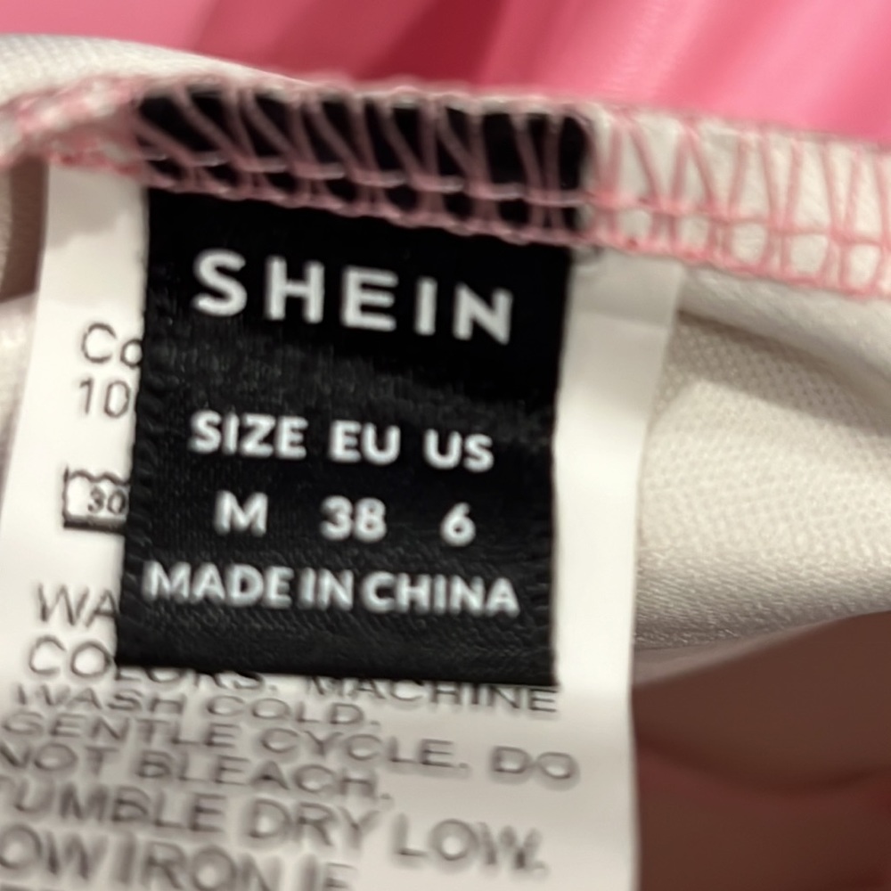 Shein high waist faux leather bodycon mini skirt, size 6 - Picture 4 of 4